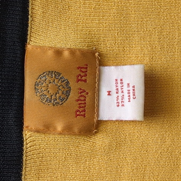 Ruby Rd. Yellow Fitted Blouse - Picture 3 of 10